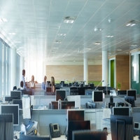 機房使用防靜電活動地板的優點有哪些？